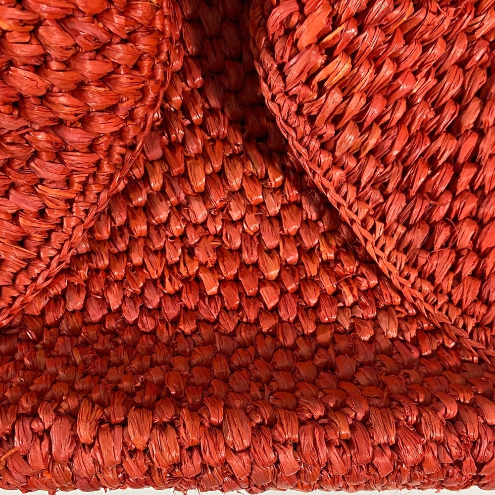 Chic Red Woven Tote Bag - Picture 5 of 11